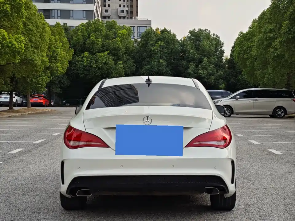 Mercedes-Benz CLA