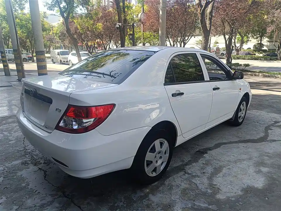 BYD F3