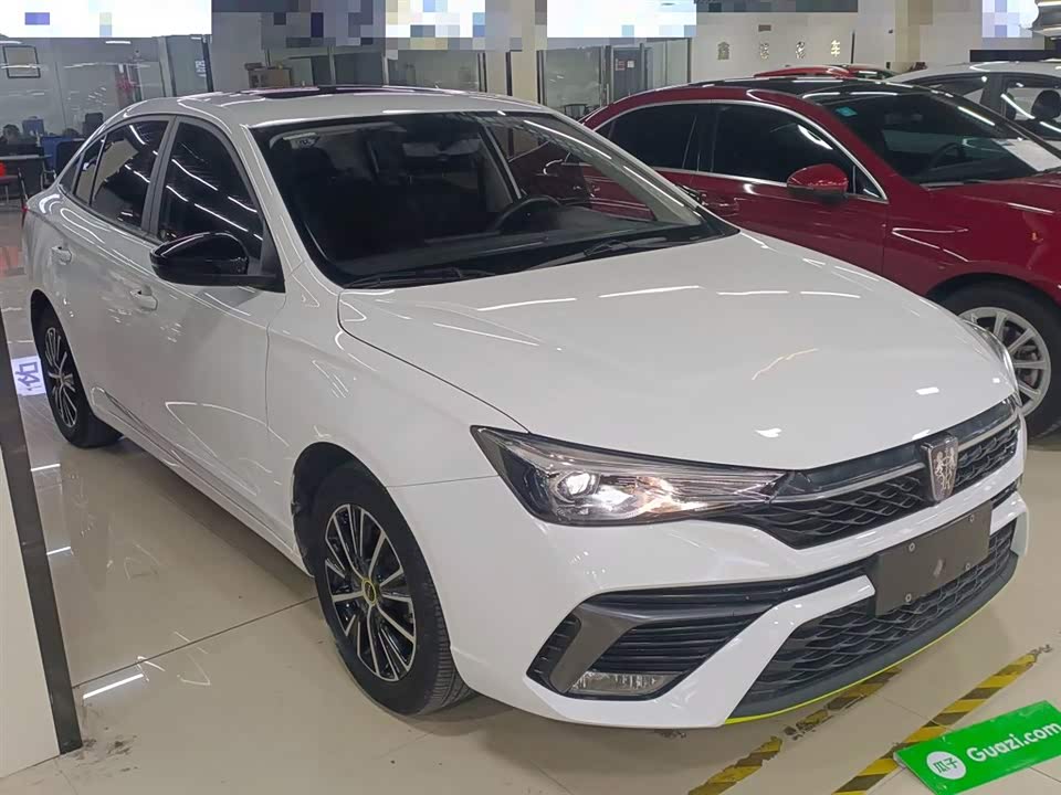 Roewe i5