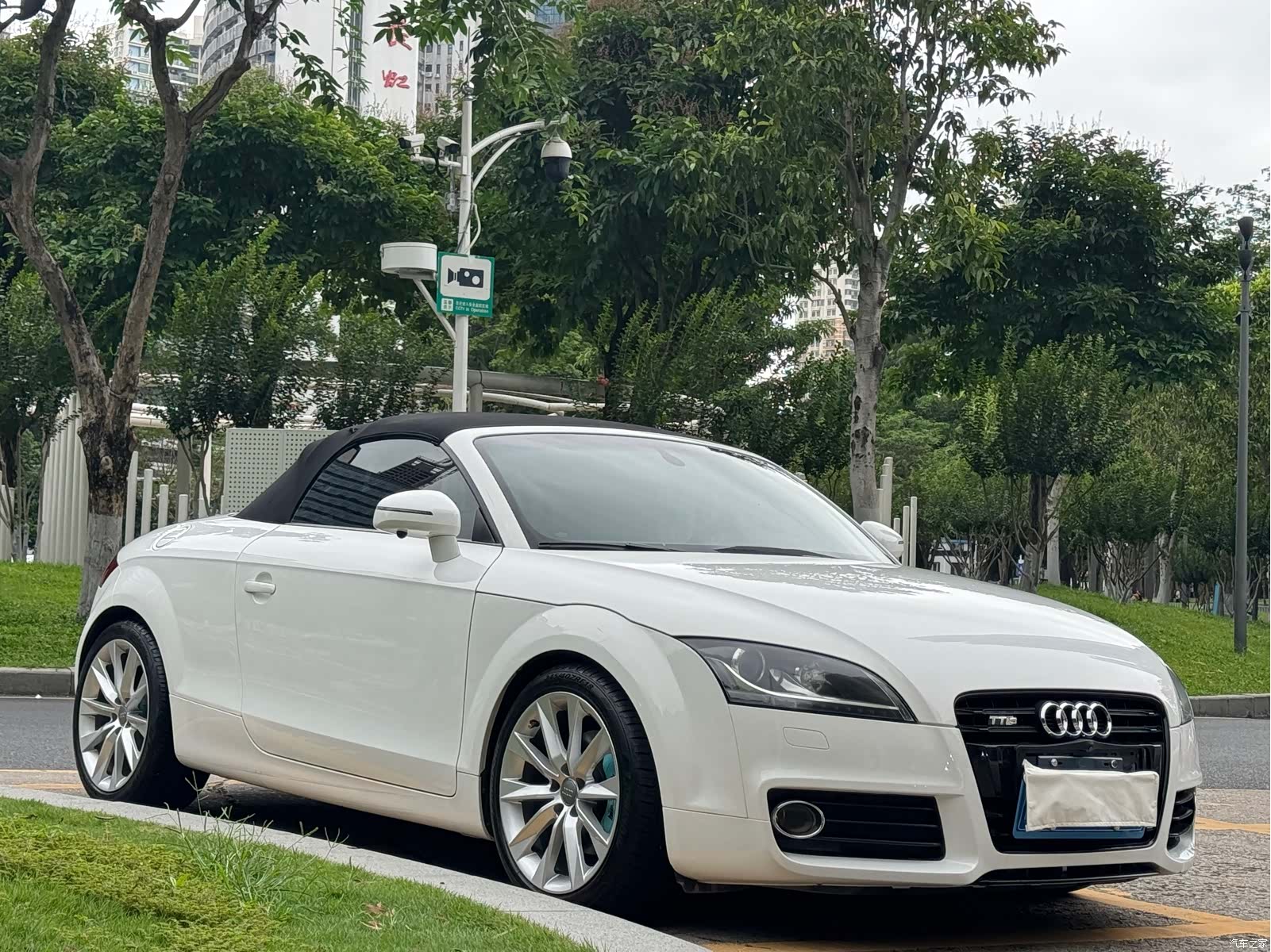 Audi TT, 2011 3