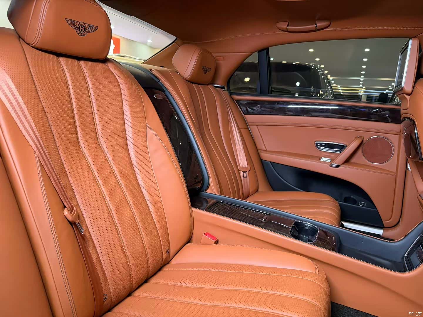 Bentley Flying Spur, 2014 6