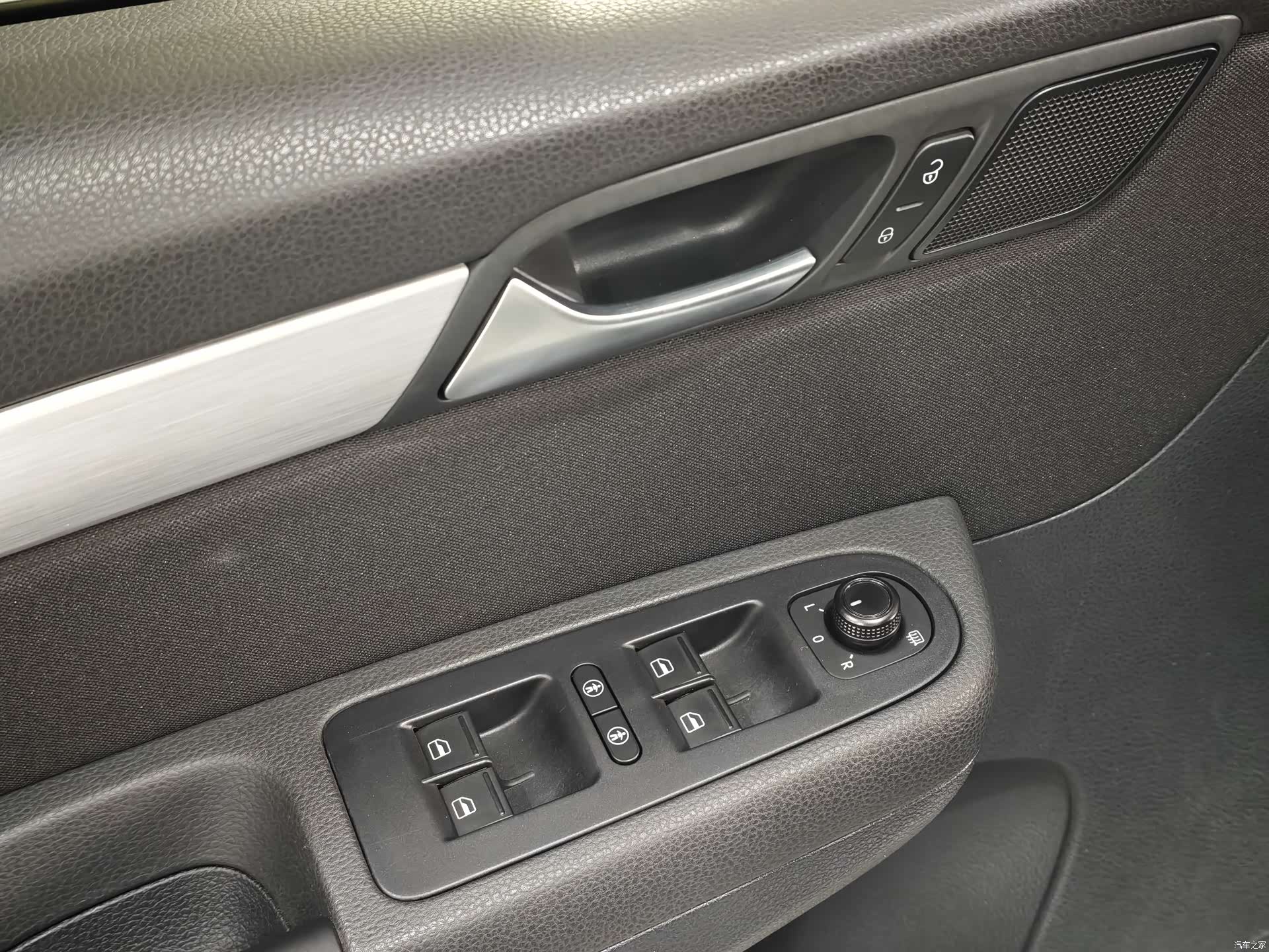 Volkswagen Xia, 2017 8