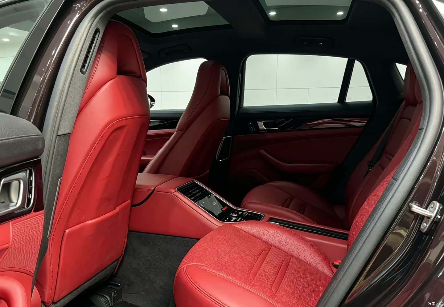 Porsche Panamera, 2017 8