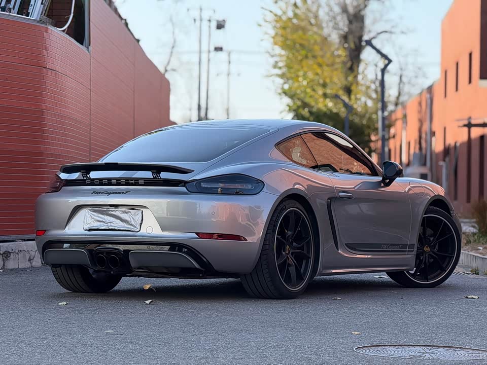 Porsche 718