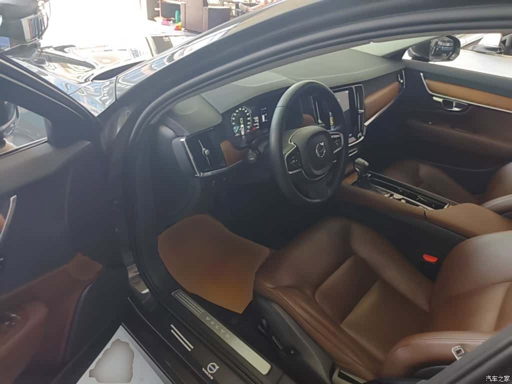 Volvo S90, 2018 16