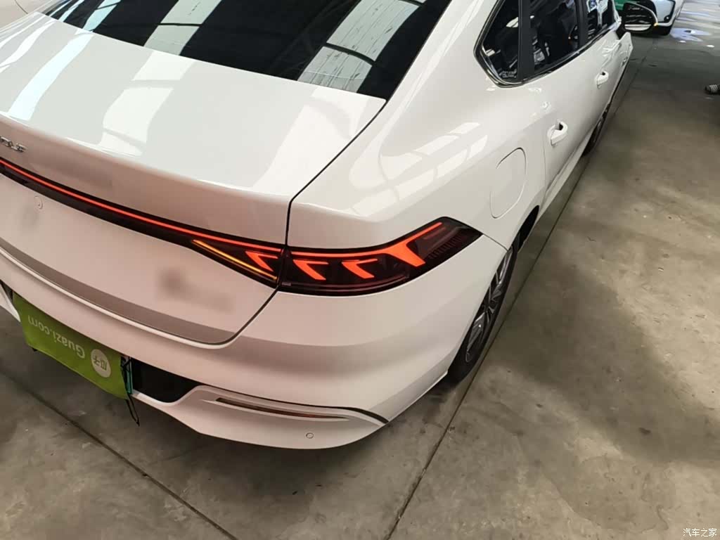 BYD Qin, 2023 8