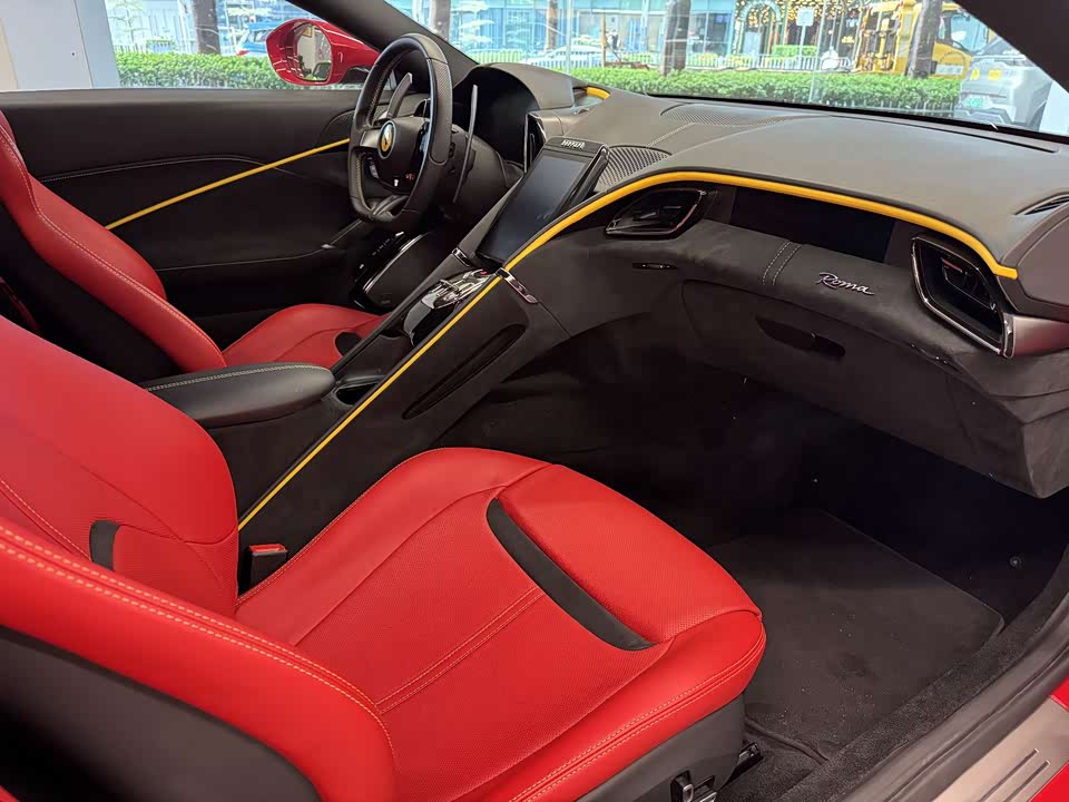 Ferrari Roma
