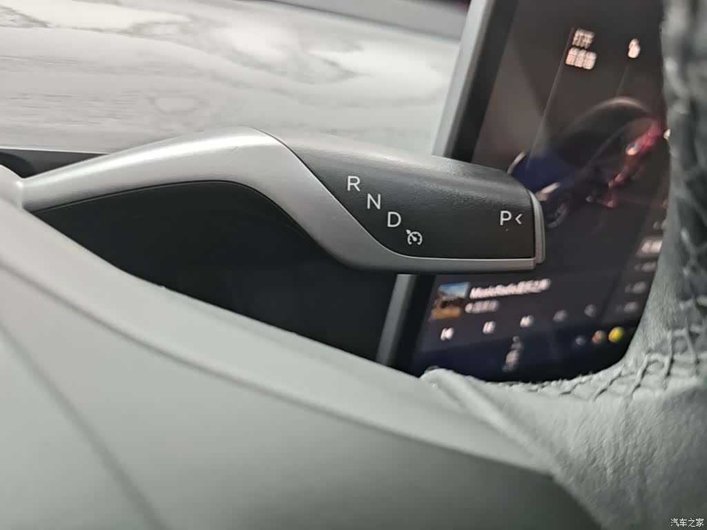 Tesla Model 3, 2022 14