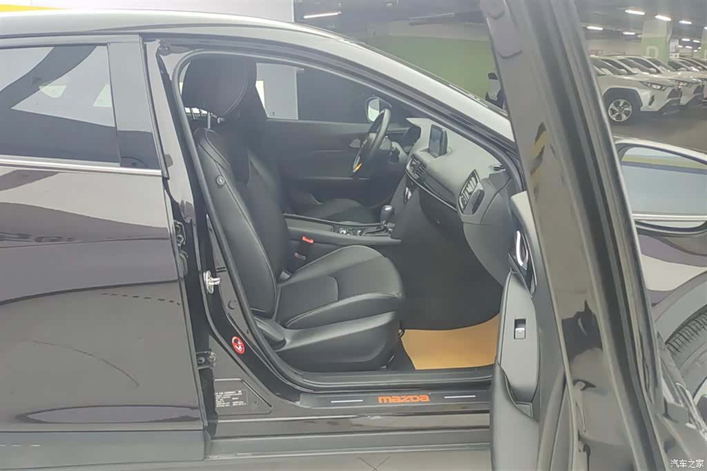 Mazda CX-4, 2021 8