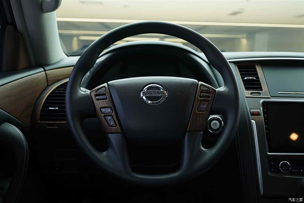Nissan Patrol, 2019 17