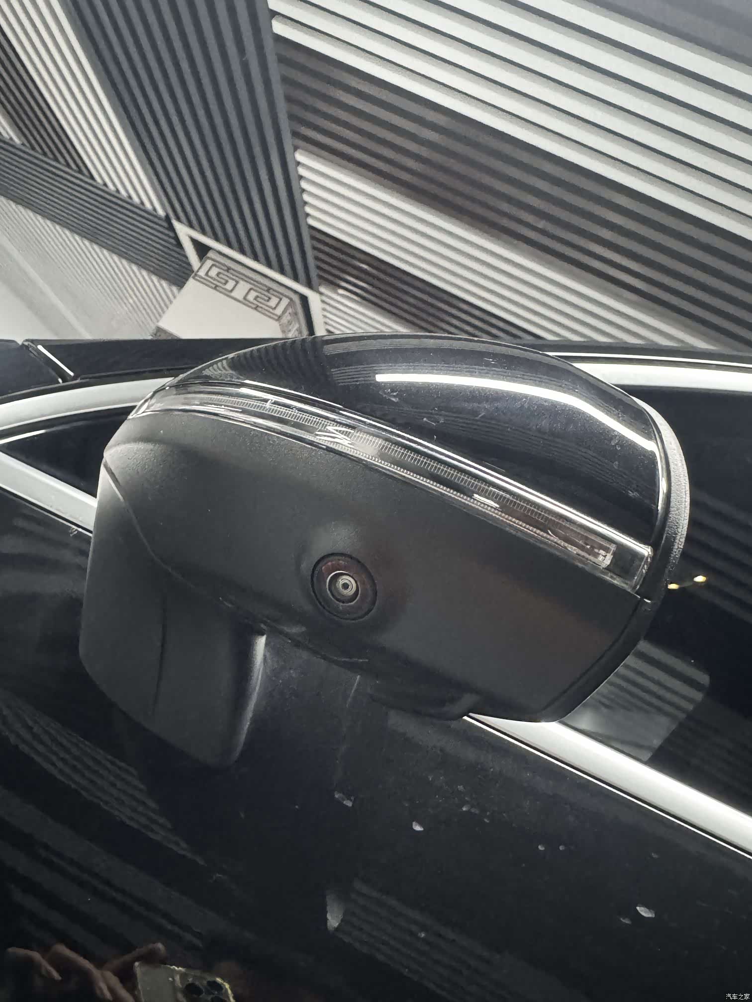 Mercedes-Benz GLC, 2026 12