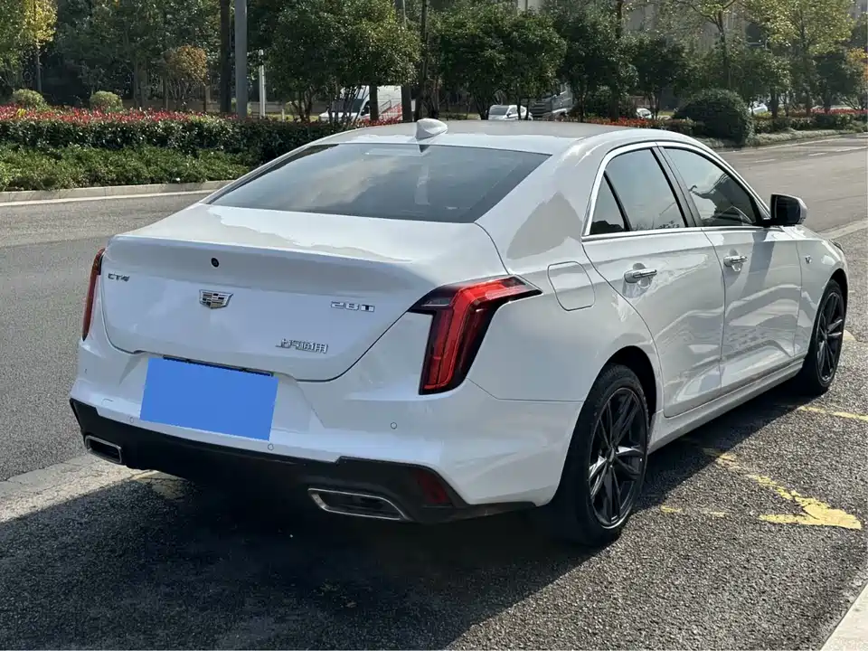 Cadillac CT4