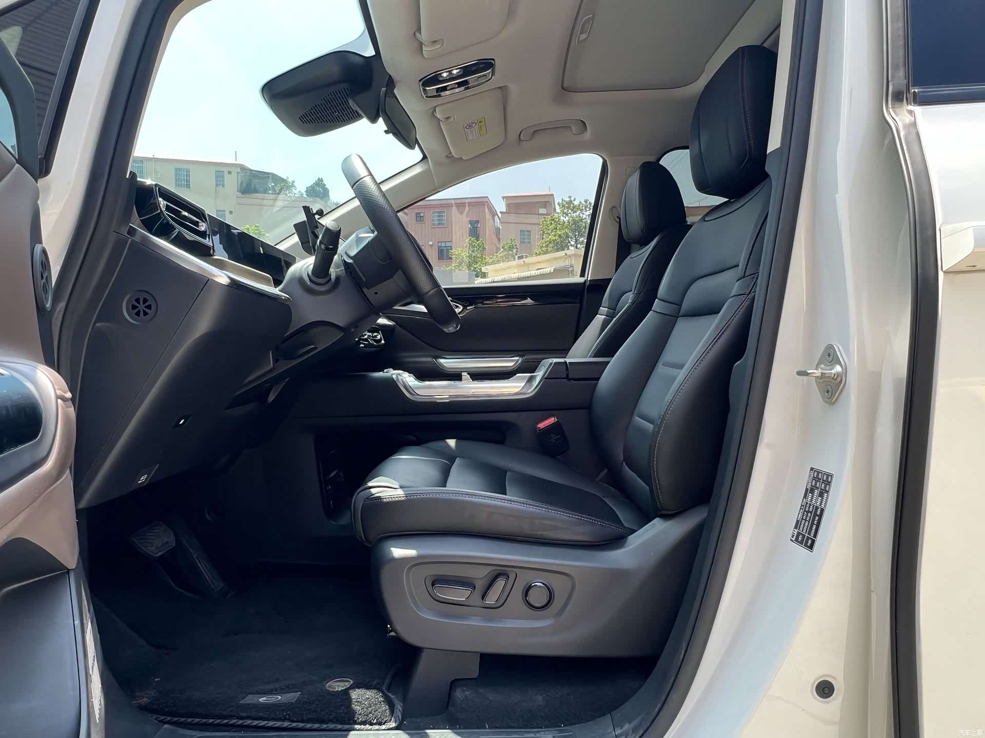 Trumpchi E8, 2024 9