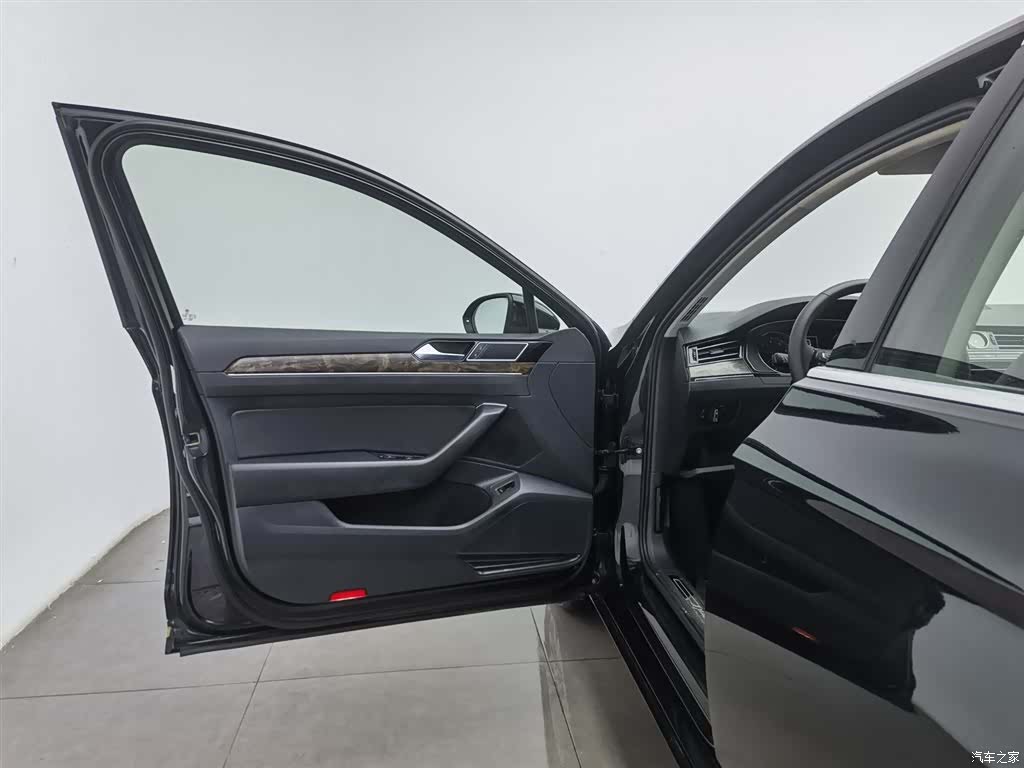 Volkswagen Magotan, 2017 8