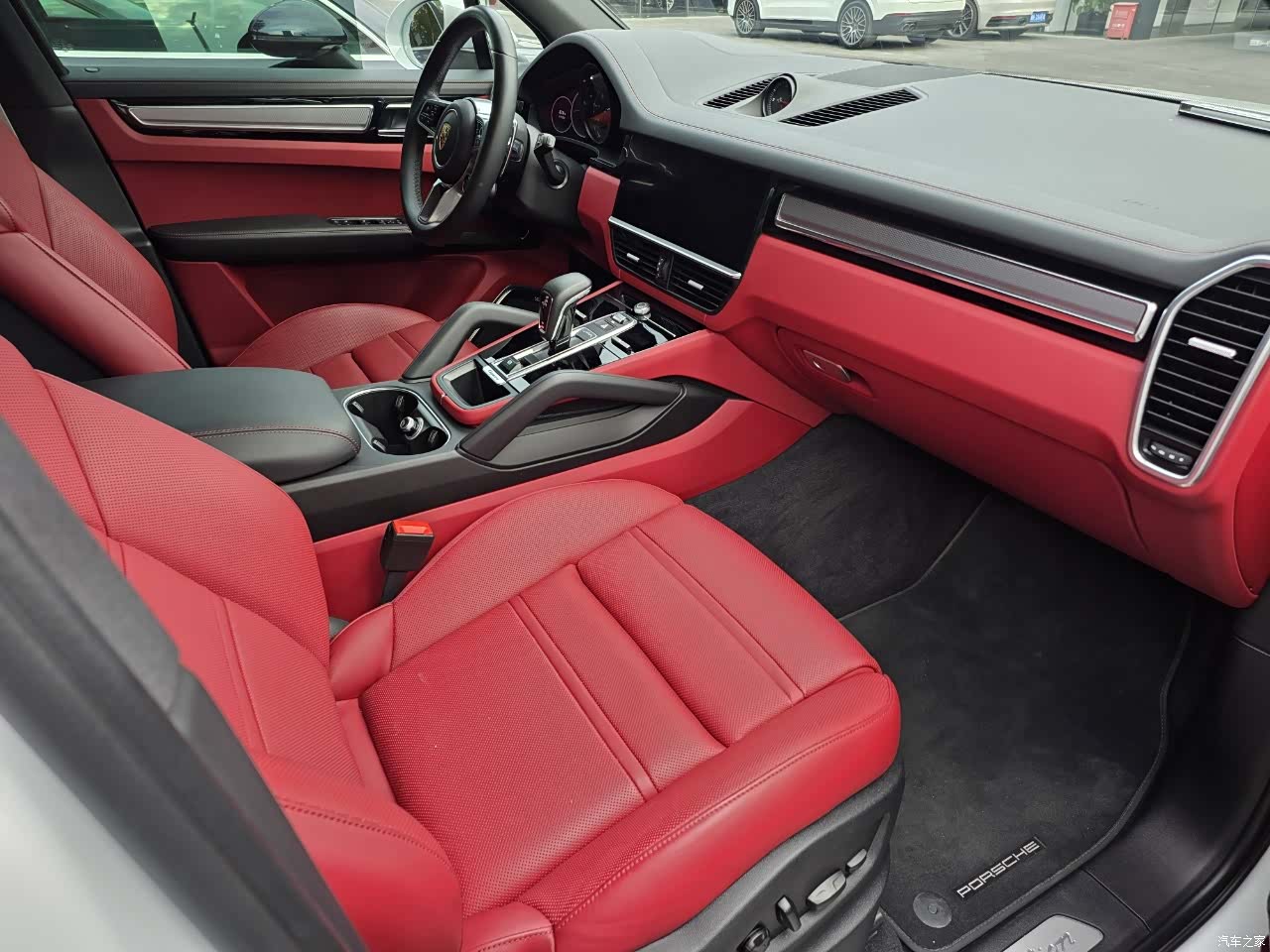 Porsche Cayenne, 2023 7
