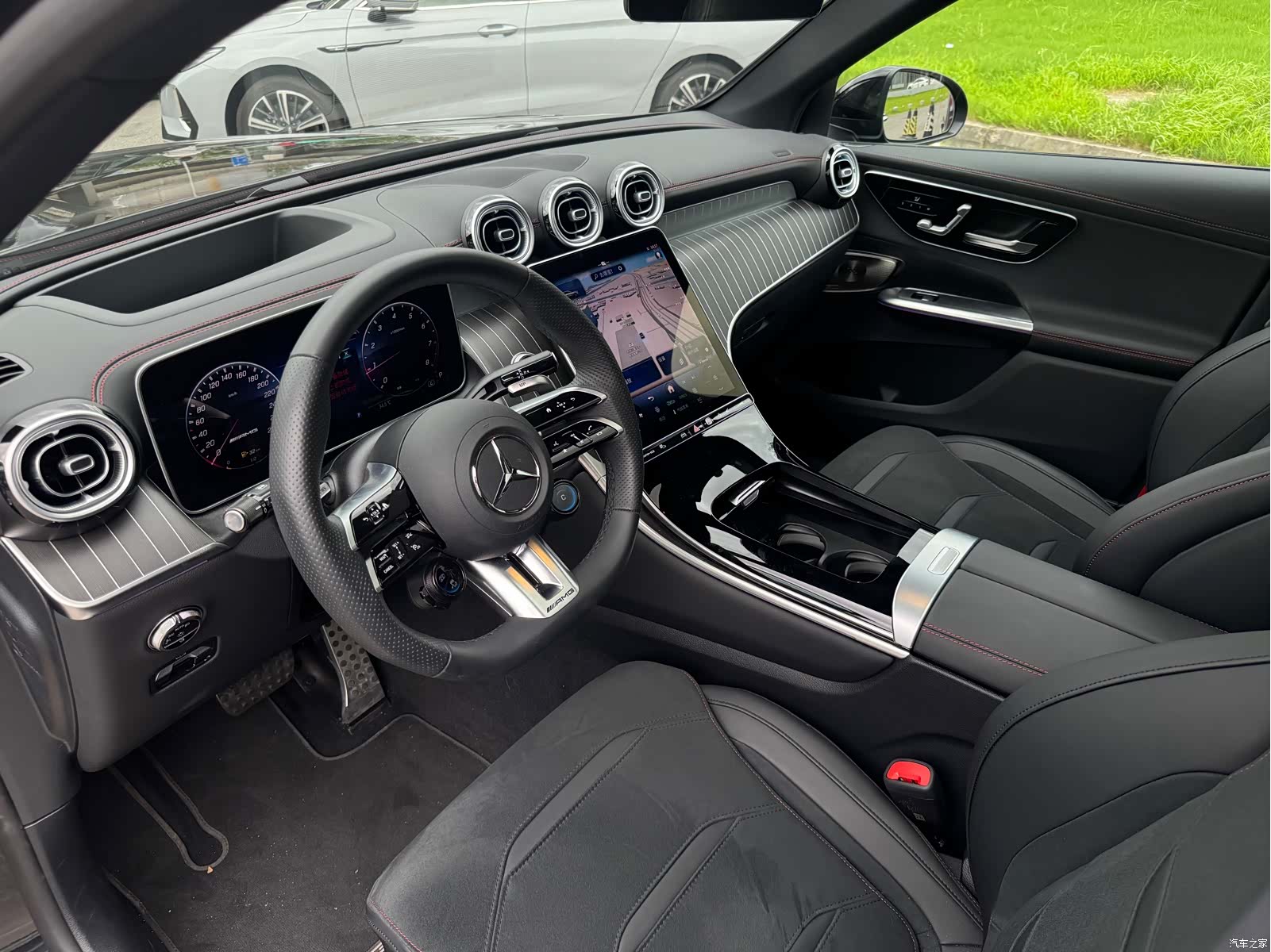 Mercedes-Benz GLC, 2025 4