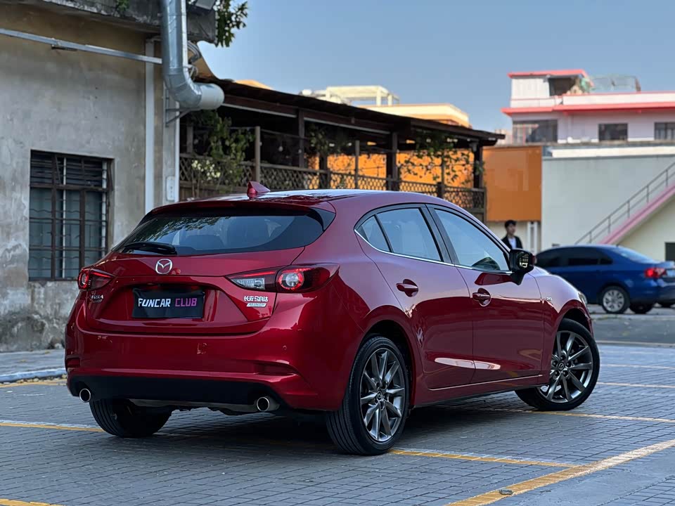 Mazda 3 Angkesaila