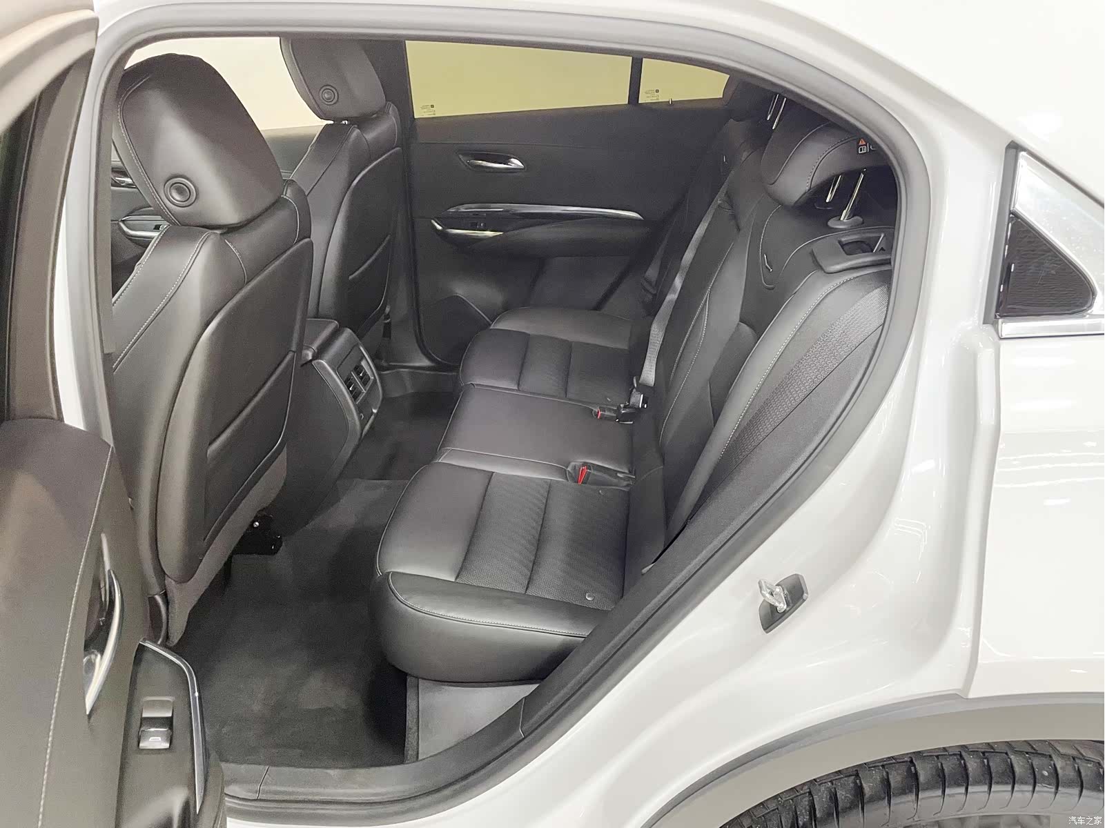 Cadillac XT4, 2020 16