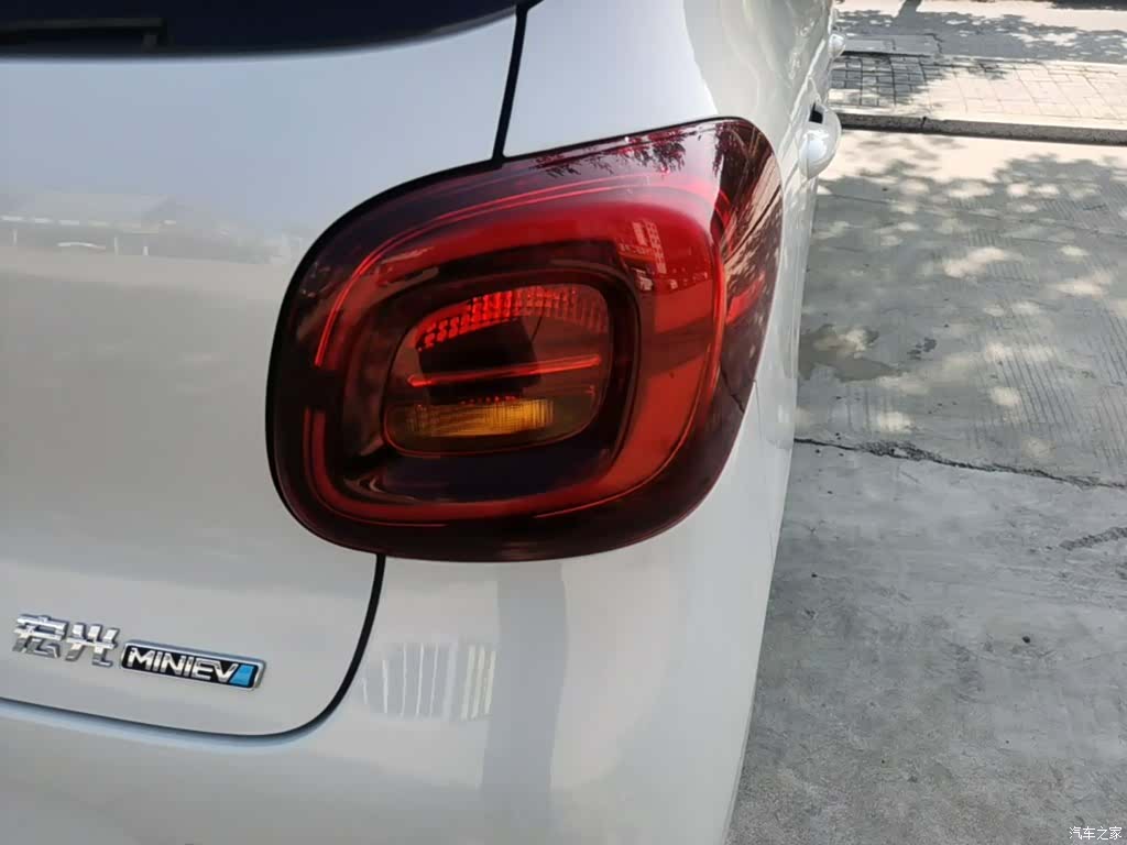 Wuling MINIEV, 2025 24