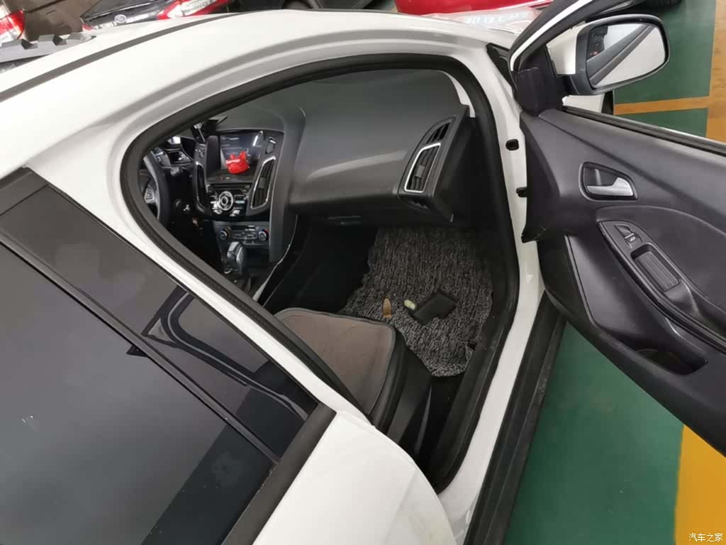 Ford Focus, 2017 20