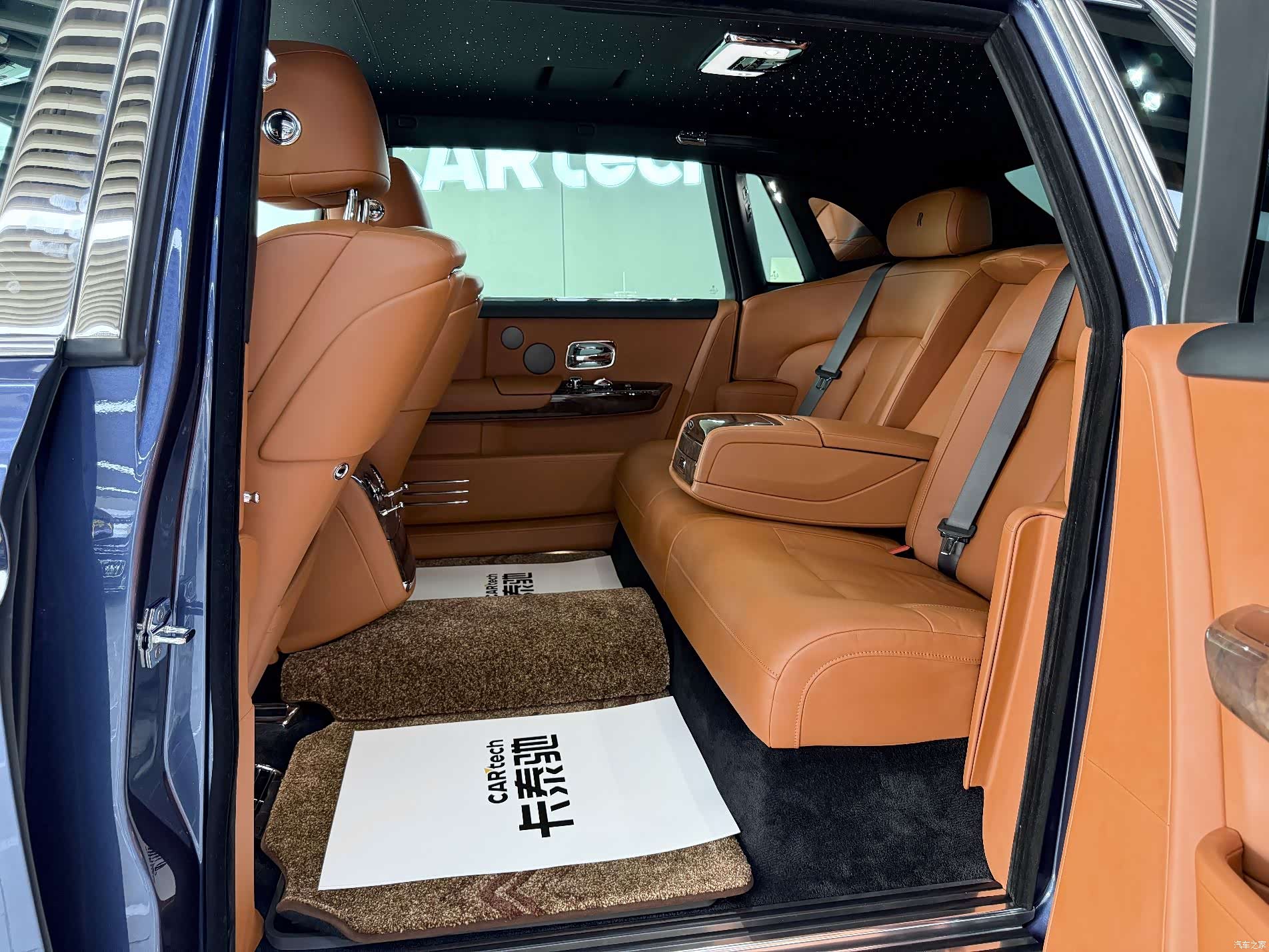 Rolls-Royce Phantom, 2024 8