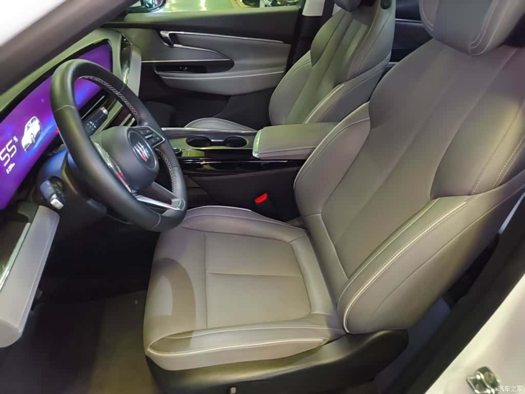 Buick E5, 2025 11