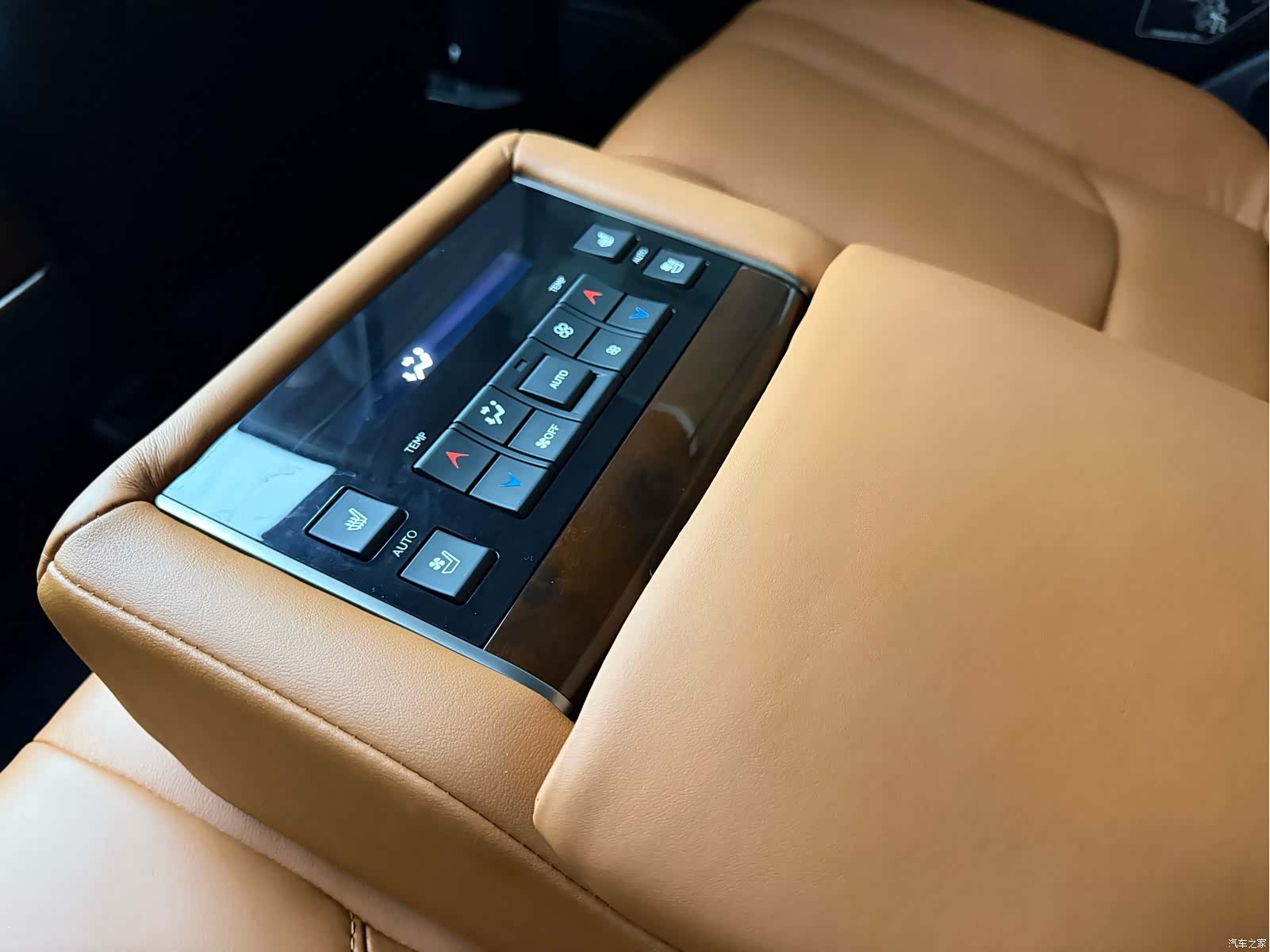 Lexus LX, 2017 20