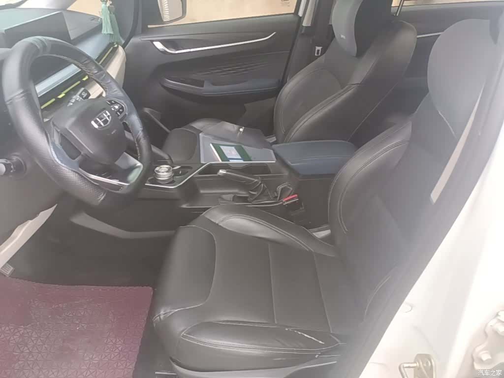 Geely EX3, 2022 15