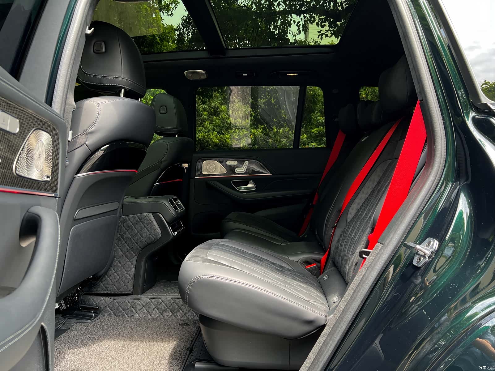 Mercedes-Benz GLS, 2024 6