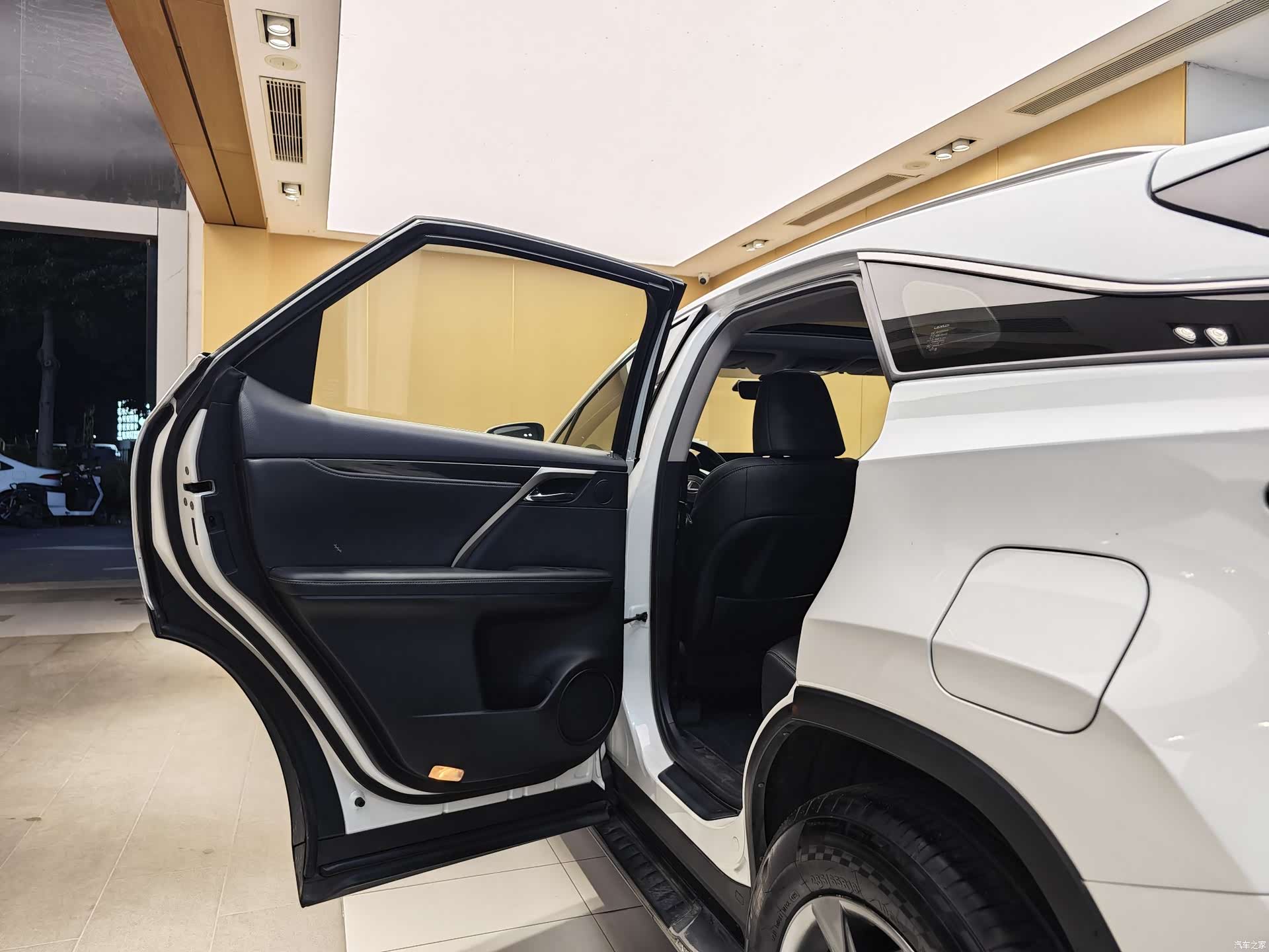 Lexus RX, 2018 23