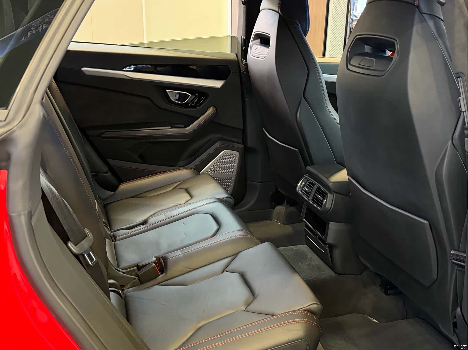 Lamborghini Urus, 2019 18