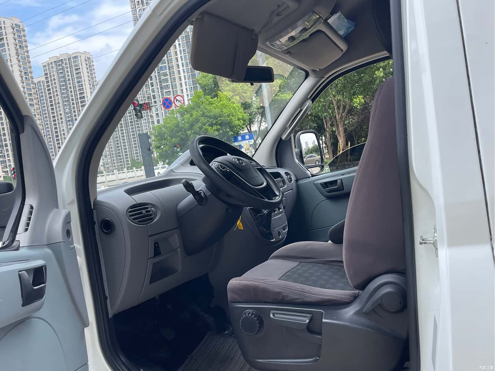 Maxus V80, 2018 8