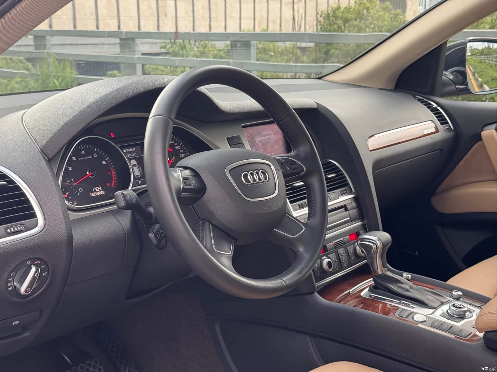 Audi Q7, 2015 12