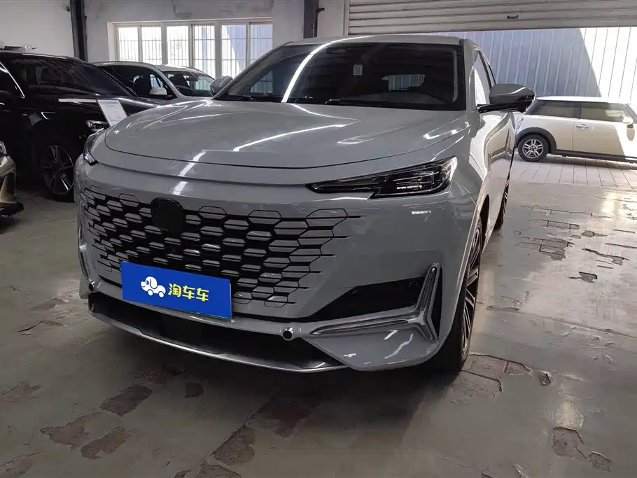 Changan UNI-K Smart iDD