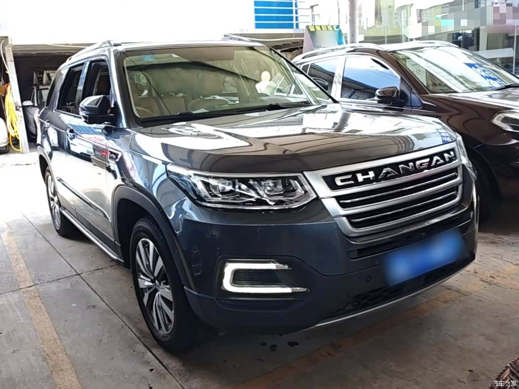 Changan CS95, 2017 4