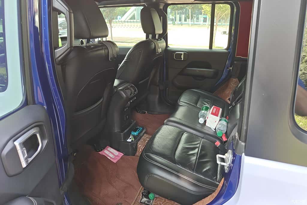 Jeep Wrangler, 2018 11