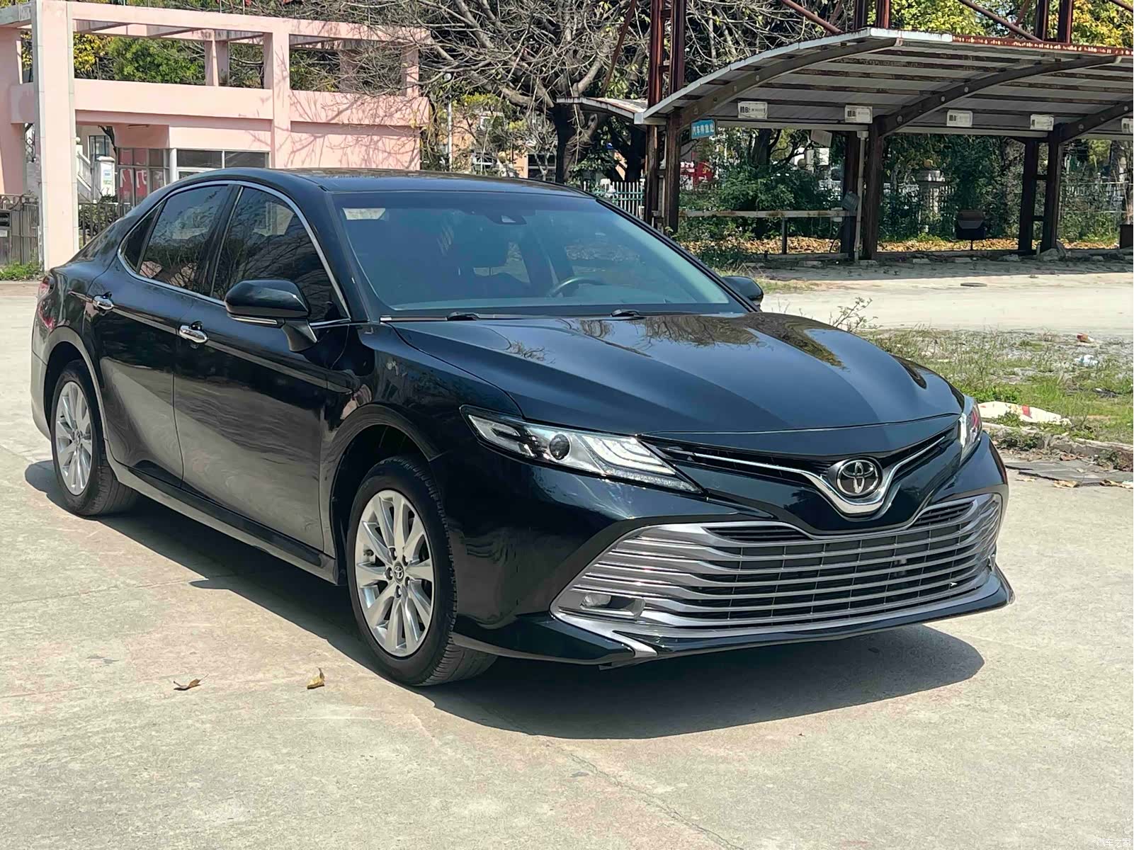Toyota Camry, 2020 3
