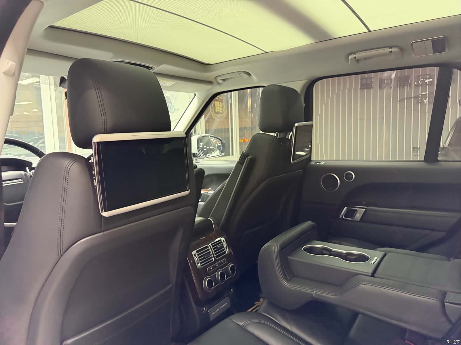 Land Rover Range Rover, 2018 14