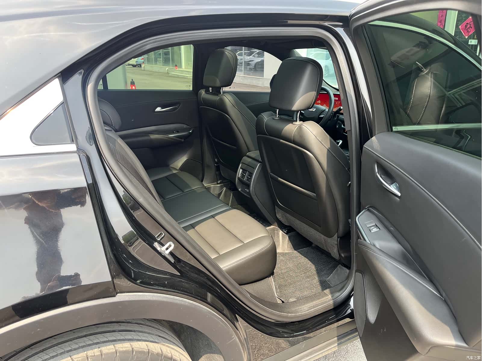 Cadillac XT4, 2023 15
