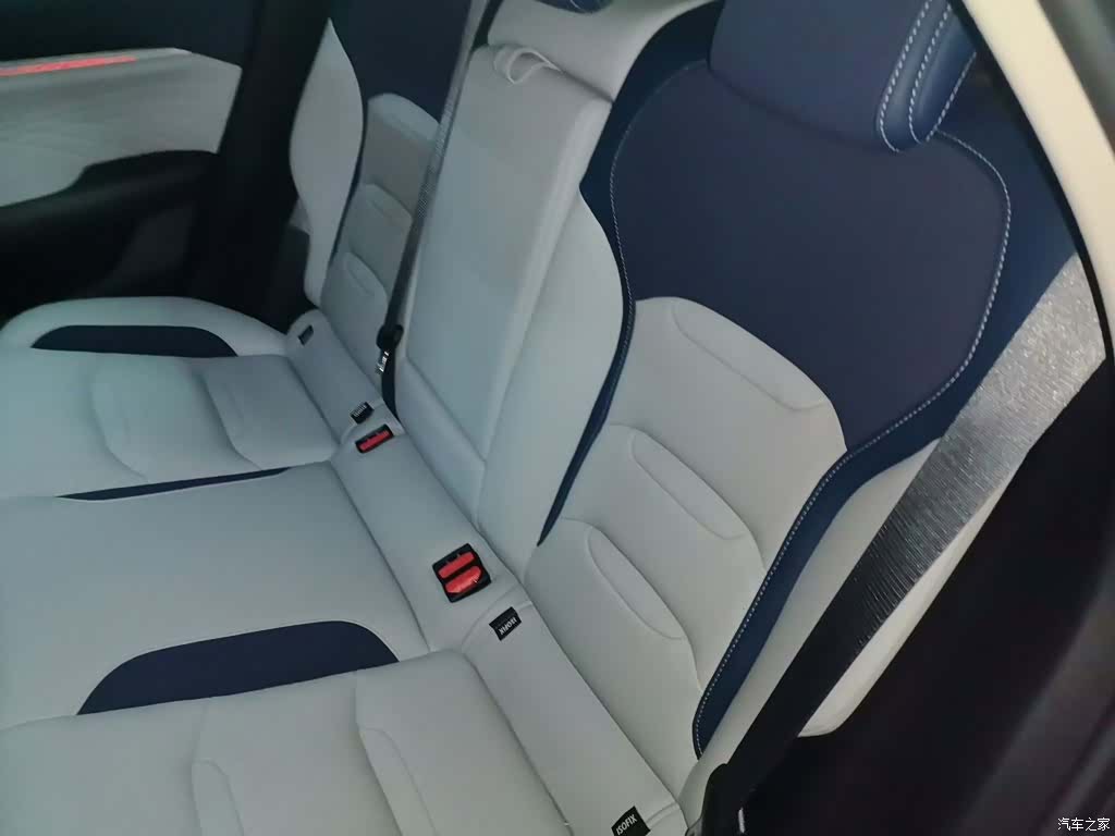 Geely Preface, 2022 15