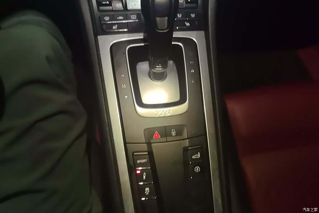Porsche Cayman, 2017 16
