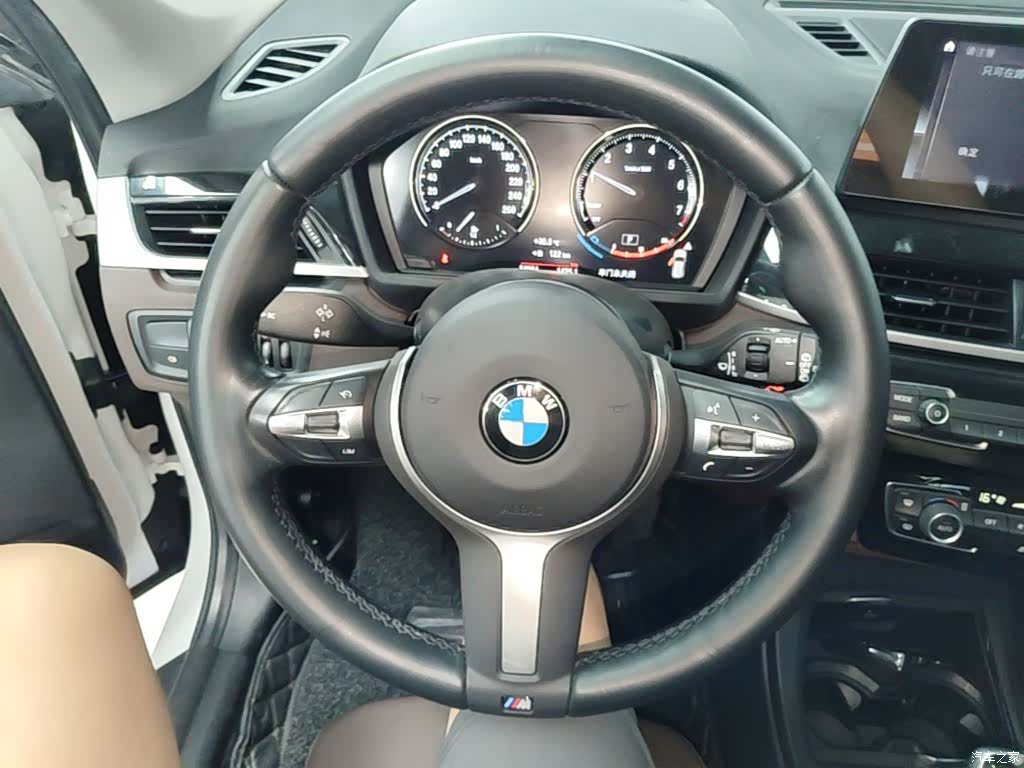 BMW X1, 2021 11