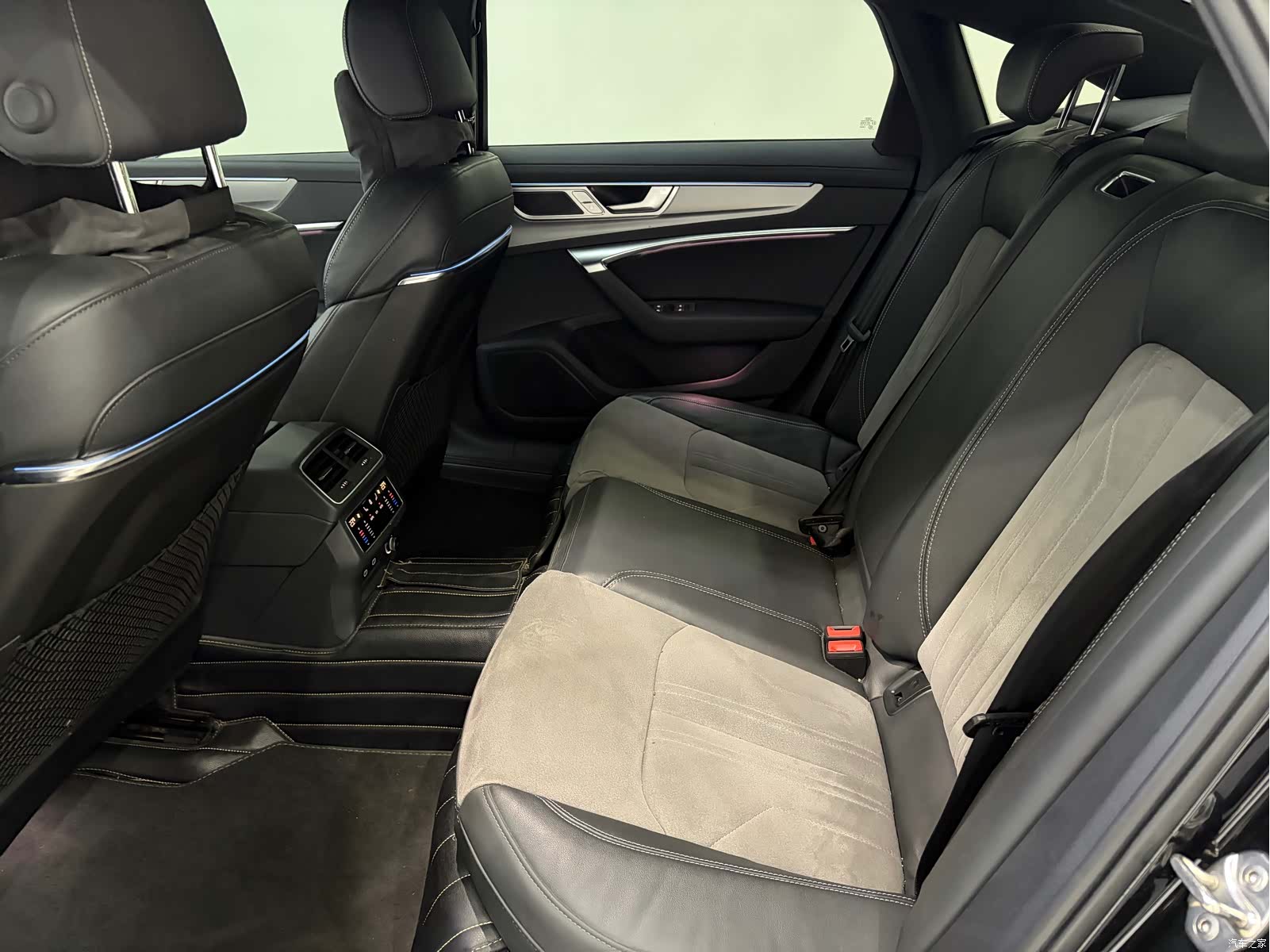 Audi A6L, 2023 17