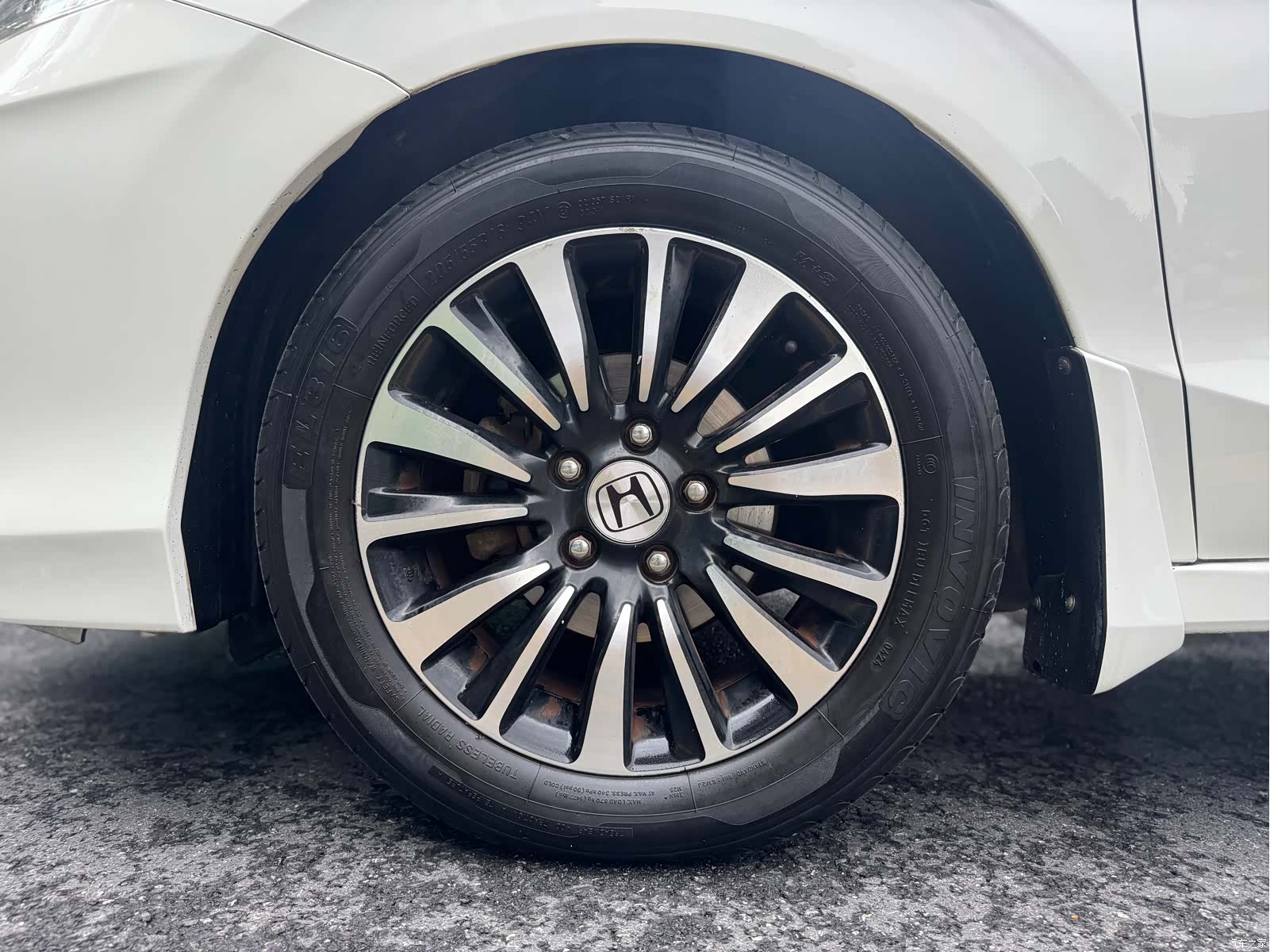 Honda Crider, 2015 19