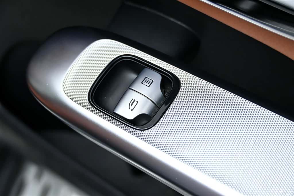Mercedes-Benz GLC, 2023 28