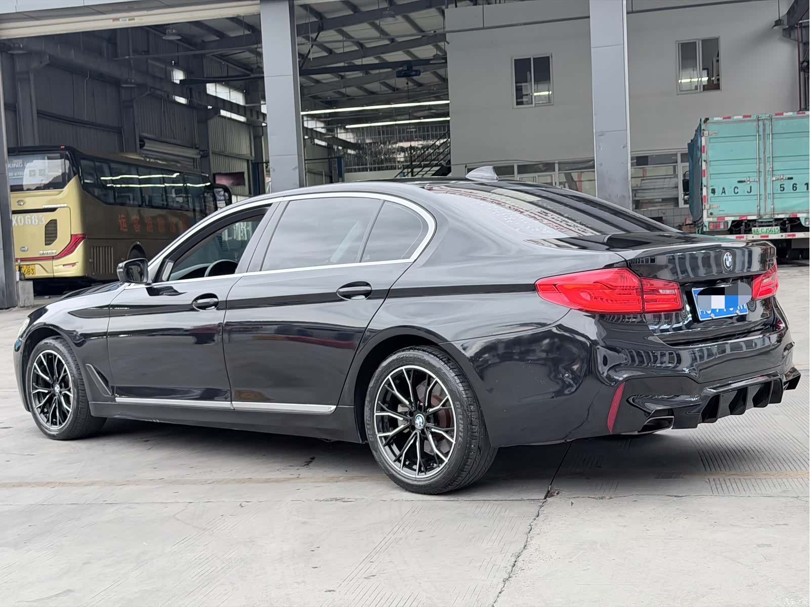 BMW 5 Series, 2017 14
