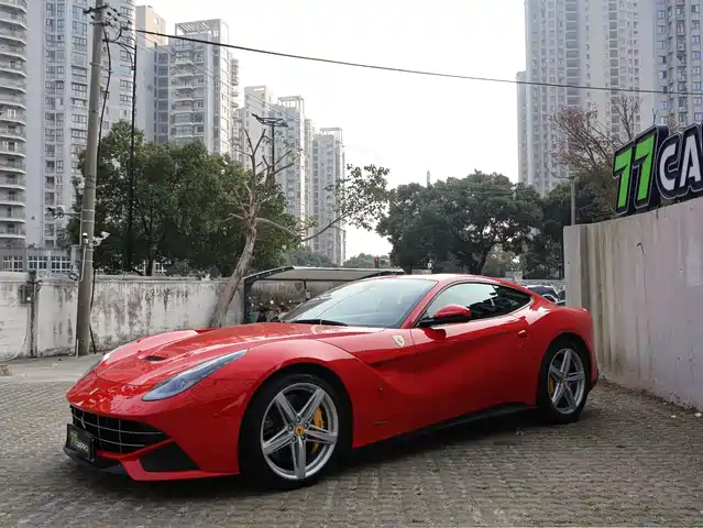 Ferrari F12berlinetta 2015 — купить из Китая под заказ