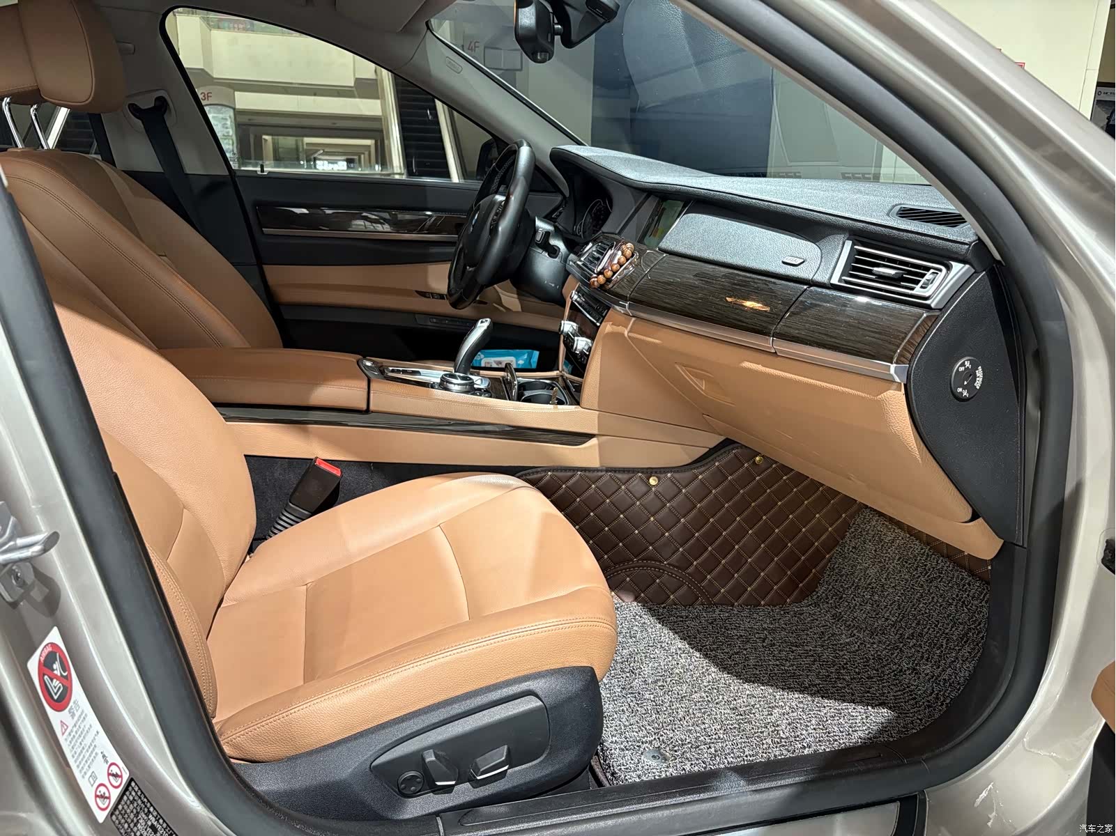 BMW 7 Series, 2014 21