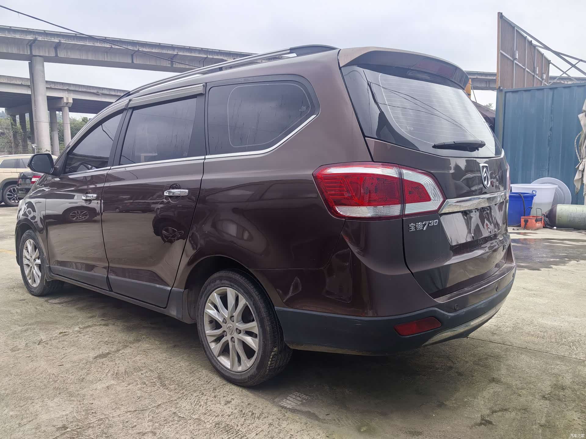Wuling 730, 2015 6