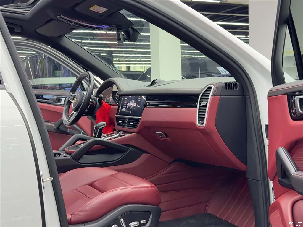 Porsche Cayenne, 2019 10